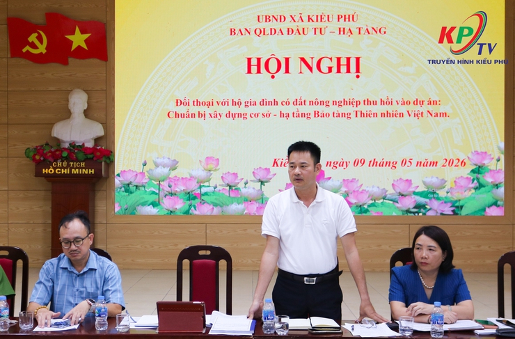 Xã Kiều Phú tổ chức hội nghị đối thoại, vận động các hộ dân chưa nhận tiền bồi thường, hỗ trợ bàn giao mặt bằng trước khi thi hành Quyết định cưỡng chế.- Ảnh 5.