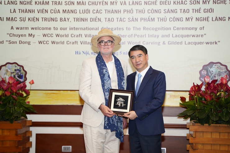 Hà Nội đón đoàn đại biểu quốc tế dự lễ vinh danh hai làng nghề thủ công sáng tạo thế giới- Ảnh 6.