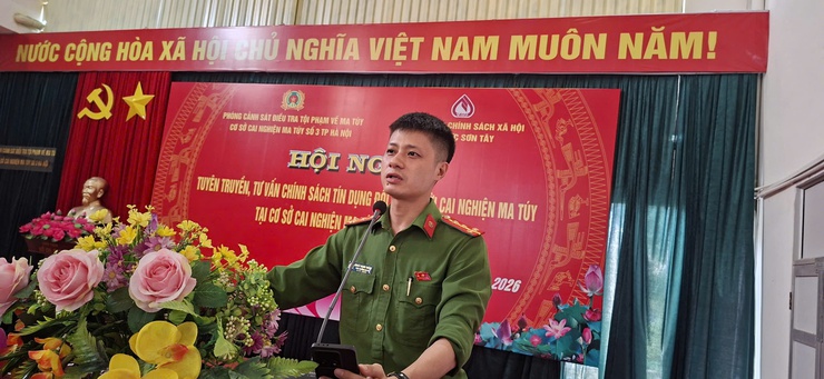 Ngân hàng Chính sách xã hội Sơn Tây tăng cường tập huấn, tuyên truyền Quyết định số 08/2026/QĐ-TTg ngày 03/3/2026 của Thủ tướng Chính phủ về tín dụng đối với người sau cai nghiện ma tuý tại Trung tâm cai nghiện số 3 - Hà Nội- Ảnh 1.