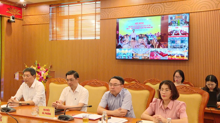 Cử tri đơn vị bầu cử số 7 TP Hà Nội kiến nghị nghiên cứu kè kiên cố 2 bên mép sông Hồng- Ảnh 4.