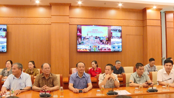 Cử tri đơn vị bầu cử số 7 TP Hà Nội kiến nghị nghiên cứu kè kiên cố 2 bên mép sông Hồng- Ảnh 6.