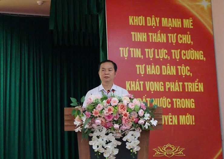 Đông Ngạc tổ chức Hội nghị giao ban đánh giá kết quả thực hiện nhiệm vụ tháng 4/2026, triển khai phương hướng, nhiệm vụ trọng tâm tháng 5/2026- Ảnh 1.