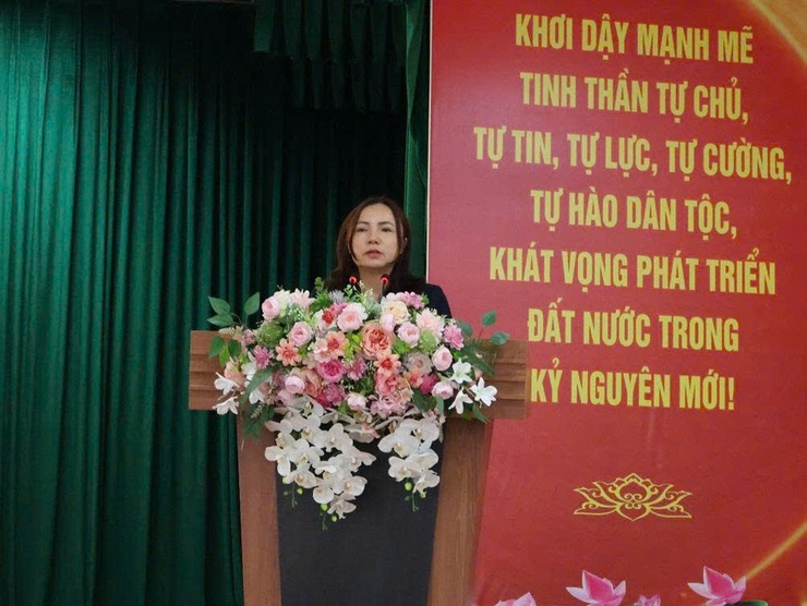 Đông Ngạc tổ chức Hội nghị giao ban đánh giá kết quả thực hiện nhiệm vụ tháng 4/2026, triển khai phương hướng, nhiệm vụ trọng tâm tháng 5/2026- Ảnh 2.