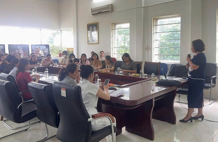 Đông Ngạc tổ chức tập huấn hướng dẫn các văn bản quản lý an toàn thực phẩm năm 2026- Ảnh 2.