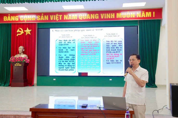 UBND xã Thiên Lộc tổ chức hội nghị tập huấn kiến thức về an toàn thực phẩm năm 2026.- Ảnh 4.