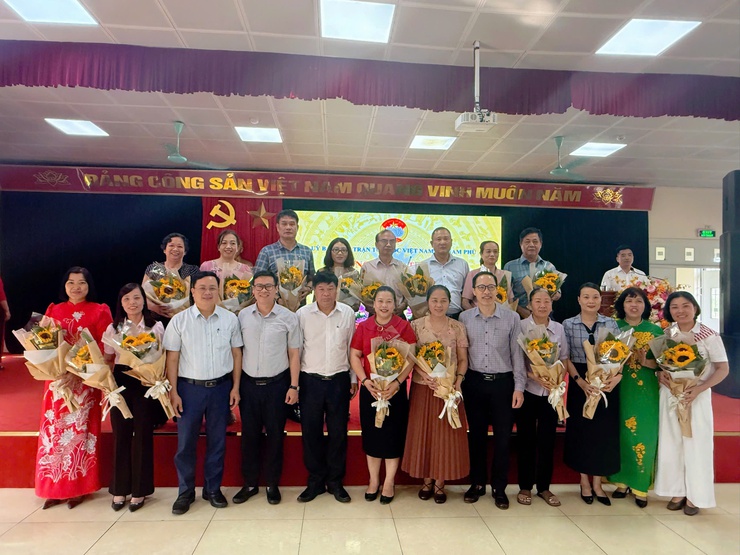 LAN TỎA NGHĨA TÌNH VÌ BIỂN, ĐẢO TỔ QUỐC TỪ QUÊ HƯƠNG NAM PHÙ- Ảnh 2.