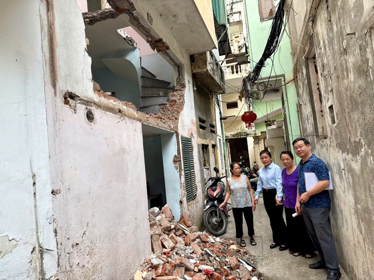 Quyết tâm, khẩn trương và trách nhiệm: Ban Chỉ đạo giải phóng mặt bằng đường vành đai 2,5 đoạn Ngụy Như Kon Tum - Nguyễn Trãi họp phiên thứ 15- Ảnh 3.