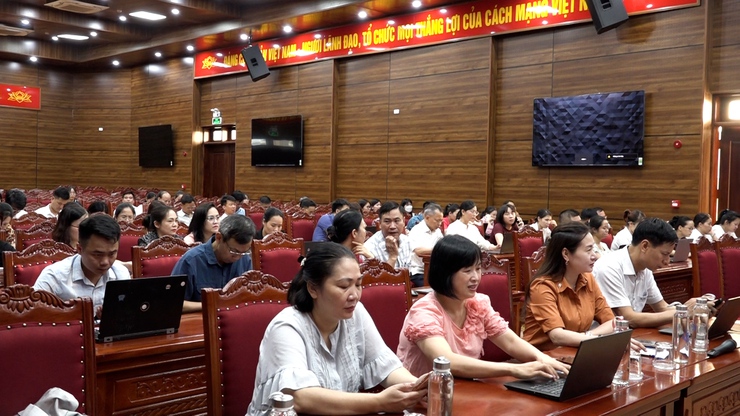 XÃ MỸ ĐỨC TẬP HUẤN HƯỚNG DẪN SỬ DỤNG NỀN TẢNG SỐ HANOI WORK- Ảnh 7.