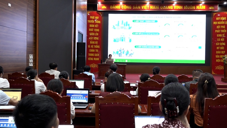 XÃ MỸ ĐỨC TẬP HUẤN HƯỚNG DẪN SỬ DỤNG NỀN TẢNG SỐ HANOI WORK- Ảnh 9.