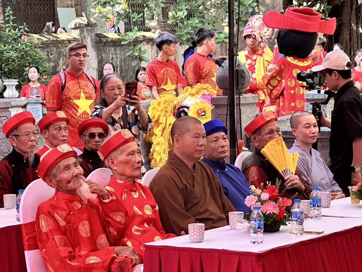 Xã Đại Thanh tổ chức Lễ khởi công tu bổ, tôn tạo 05 di tích lịch sử trên địa bàn xã- Ảnh 5.