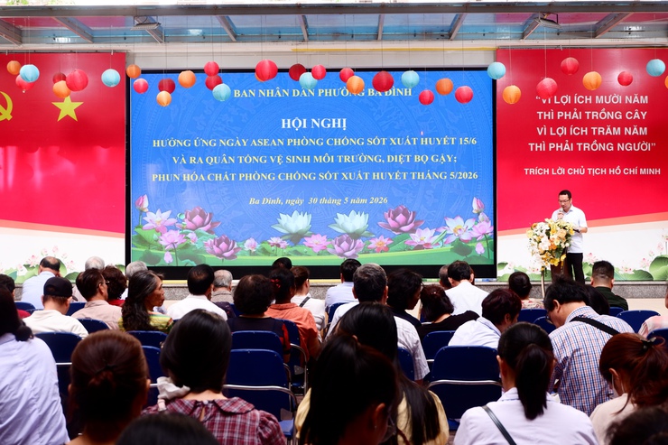 Phường Ba Đình phát động hưởng ứng Ngày ASEAN phòng, chống sốt xuất huyết lần thứ 16: Chủ động từ sớm, quyết liệt từ cơ sở để bảo vệ sức khỏe Nhân dân- Ảnh 3.