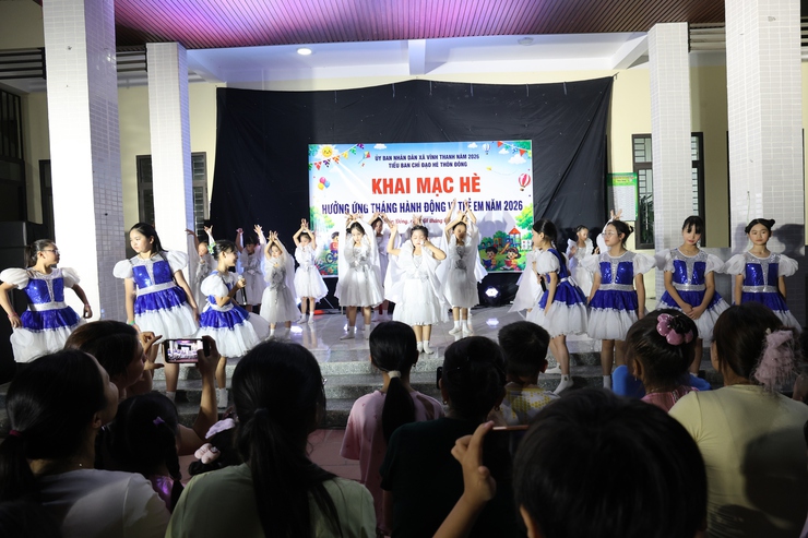 Thôn Đông, thôn Đoài khai mạc hè, phát động Tháng hành động vì trẻ em năm 2026- Ảnh 15.