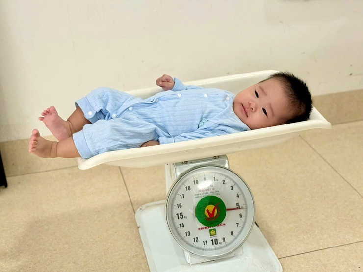 TÂY PHƯƠNG: HƠN 3.200 TRẺ ĐƯỢC UỐNG VITAMIN A NGAY TRONG NGÀY ĐẦU TRIỂN KHAI CHIẾN DỊCH- Ảnh 3.