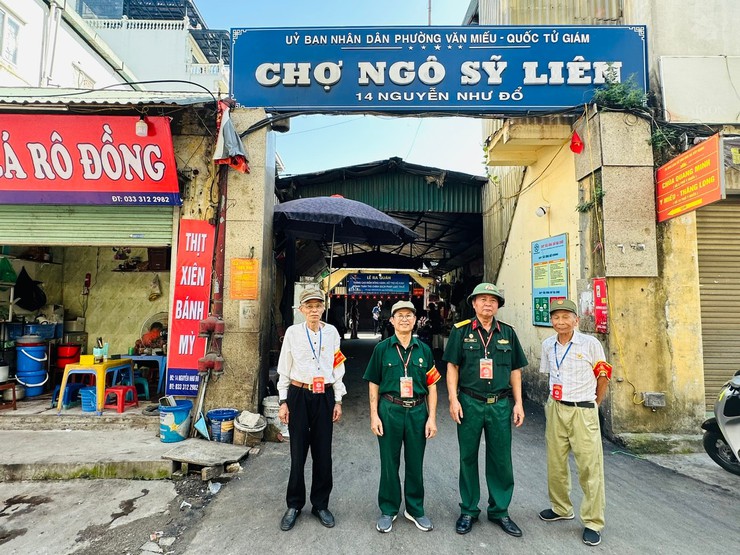 GỠ "ĐIỂM NGHẼN" ĐÔ THỊ TẠI CHỢ NGÔ SỸ LIÊN- Ảnh 1.