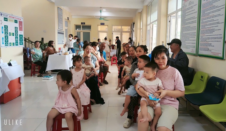 Rộn ràng ngày đầu thực hiện Chiến dịch bổ sung Vitamin A đợt 1 và triển khai các hoạt động Ngày vi chất dinh dưỡng năm 2026- Ảnh 4.