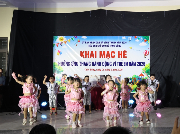Thôn Đông, thôn Đoài khai mạc hè, phát động Tháng hành động vì trẻ em năm 2026- Ảnh 13.