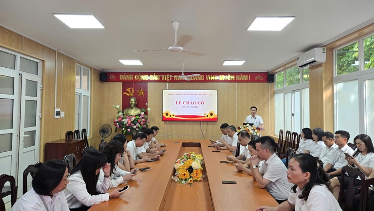 Lễ sinh hoạt dưới cờ tháng 6/2026 cơ quan Đảng, đoàn thể phường- Ảnh 2.