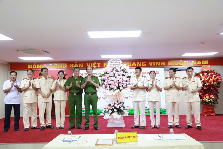 Đại hội thành lập Hội Cựu Công an nhân dân phường Dương Nội nhiệm kỳ 2026-2031- Ảnh 1.