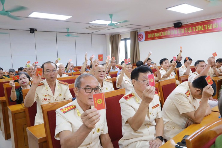 Đại hội thành lập Hội Cựu Công an nhân dân phường Dương Nội nhiệm kỳ 2026-2031- Ảnh 2.