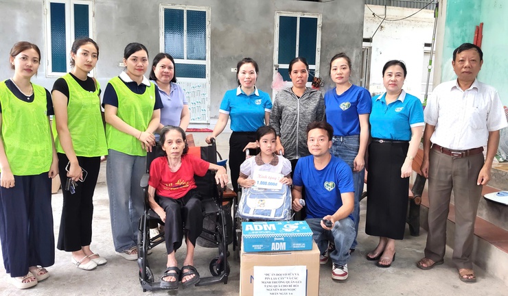 Để trẻ em có thêm những khoảng trời tuổi thơ - Ảnh 2.
