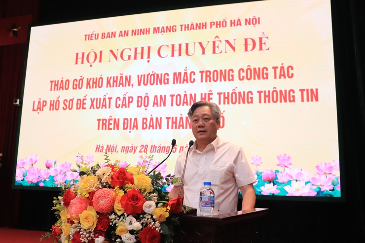 Tập trung tháo gỡ khó khăn trong công tác bảo đảm an ninh, an toàn hệ thống thông tin trên địa bàn Thành phố- Ảnh 3.