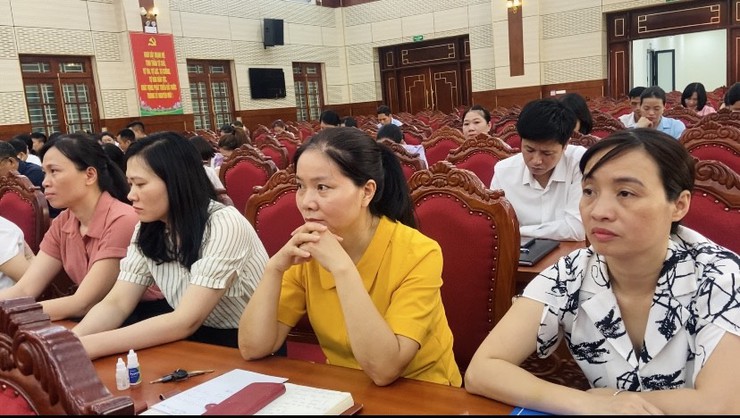 PHÚC THỌ: TỔ CHỨC CHÀO CỜ THÁNG 6, QUYẾT LIỆT THÁO GỠ ĐIỂM NGHẼN, TẬP TRUNG HOÀN THÀNH CHỈ TIÊU 6 THÁNG ĐẦU NĂM 2026- Ảnh 7.