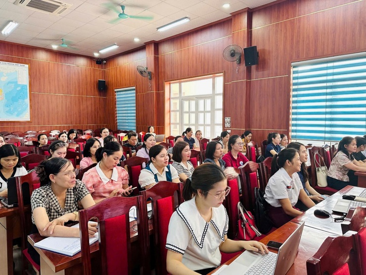 UBND xã Ô Diên tập huấn công tác cải cách hành chính năm 2026- Ảnh 2.
