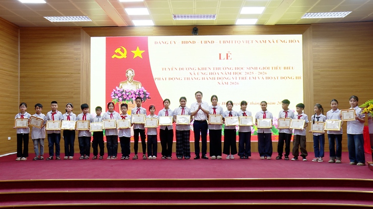 ỨNG HÒA TUYÊN DƯƠNG HỌC SINH TIÊU BIỂU, PHÁT ĐỘNG THÁNG HÀNH ĐỘNG VÌ TRẺ EM VÀ HOẠT ĐỘNG HÈ NĂM 2026- Ảnh 1.
