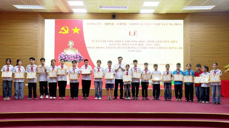 ỨNG HÒA TUYÊN DƯƠNG HỌC SINH TIÊU BIỂU, PHÁT ĐỘNG THÁNG HÀNH ĐỘNG VÌ TRẺ EM VÀ HOẠT ĐỘNG HÈ NĂM 2026- Ảnh 2.
