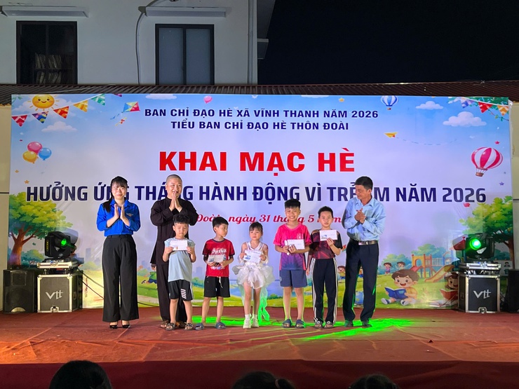 Thôn Đông, thôn Đoài khai mạc hè, phát động Tháng hành động vì trẻ em năm 2026- Ảnh 9.