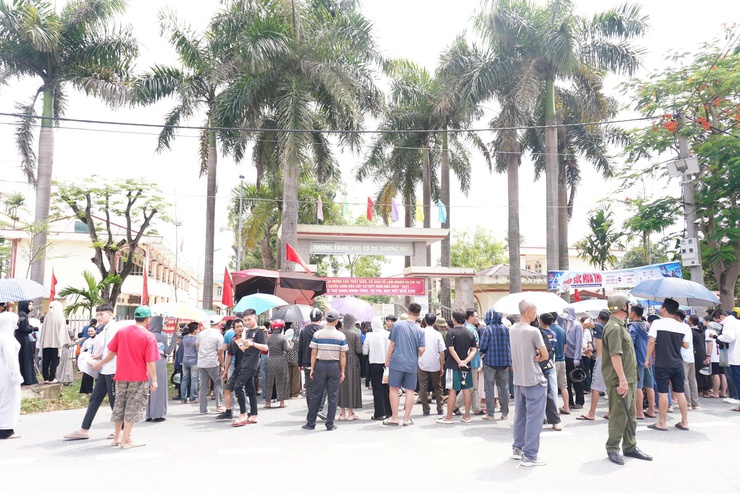 Khép lại một kỳ thi an toàn, nghiêm túc trên địa bàn xã Hòa Phú- Ảnh 1.