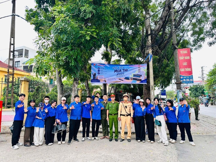 ĐOÀN XÃ SÓC SƠN TỔ CHỨC THÀNH CÔNG CHƯƠNG TRÌNH "TIẾP SỨC MÙA THI" NĂM 2026- Ảnh 3.