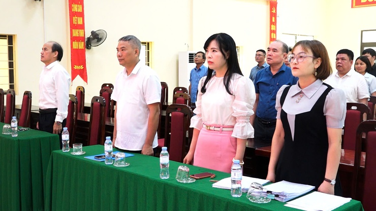  DÂN HOÀ CHÀO CỜ THÁNG 6 - Ảnh 2.