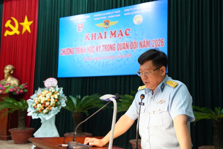 KHAI MẠC CHƯƠNG TRÌNH "HỌC KỲ TRONG QUÂN ĐỘI" NĂM 2026 – RÈN LUYỆN BẢN LĨNH, TRƯỞNG THÀNH TRONG KỶ LUẬT- Ảnh 7.