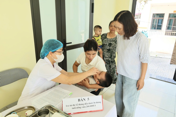 Quảng Bị tổ chức cho trẻ uống bổ sung Vitamin A và Ngày vi chất dinh dưỡng năm 2026- Ảnh 1.