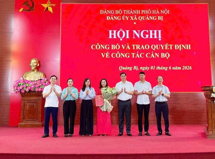 Đảng ủy xã Quảng Bị công bố Quyết định bổ nhiệm Phó Chánh Văn phòng Đảng ủy- Ảnh 1.