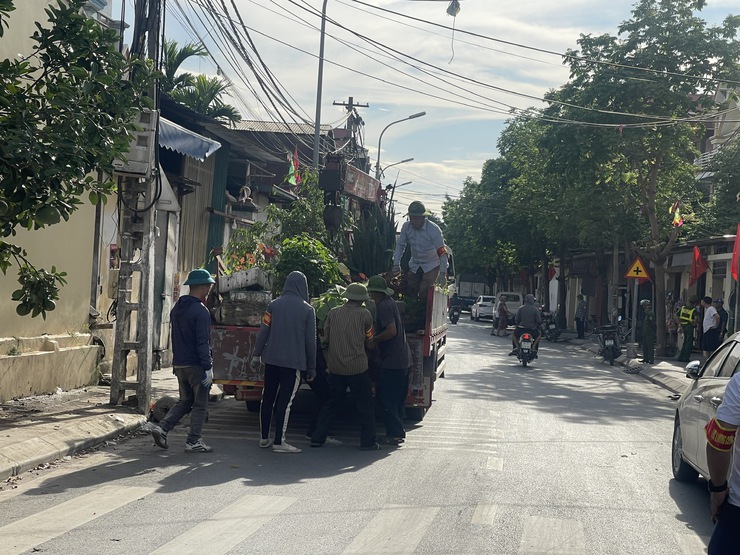 Xã Liên Minh: Quyết liệt lập lại trật tự đô thị, trả lại đường thông hè thoáng- Ảnh 3.