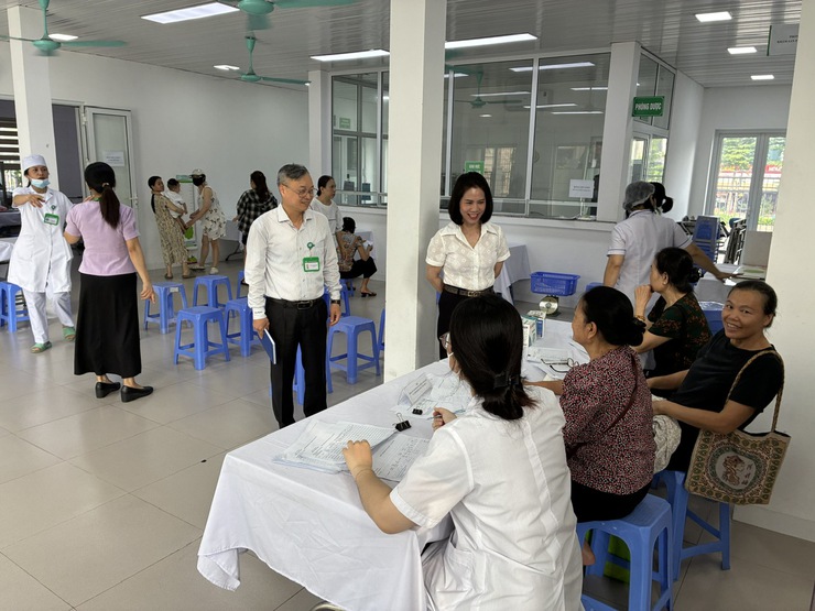 Phường Bồ Đề thí điểm ứng dụng Phần mềm Khám sức khoẻ trẻ em trong Chiến dịch bổ sung VitaminA và triển khai các hoạt động Ngày vi chất dinh dưỡng năm 2026- Ảnh 2.