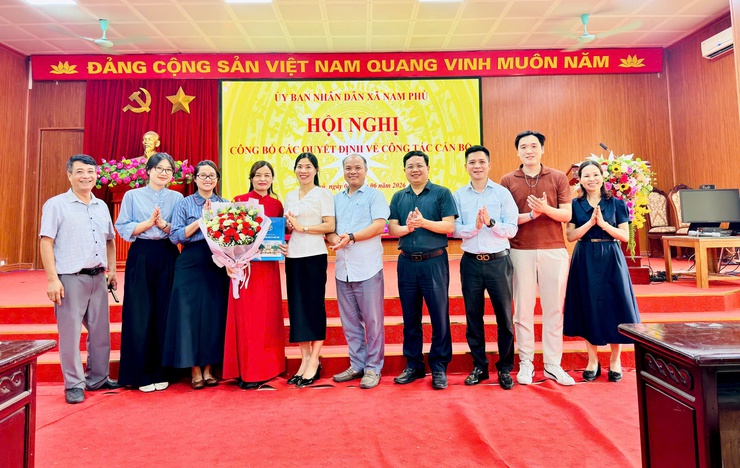 Nam Phù kiện toàn đội ngũ cán bộ - Đáp ứng yêu cầu phát triển trong giai đoạn mới- Ảnh 5.