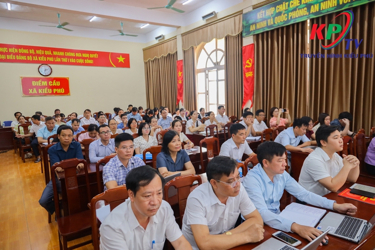 UBND xã Kiều Phú tổ chức hội nghị đào tạo, hướng dẫn sử dụng Hệ thống quản trị thực thi nhiệm vụ và đánh giá cán bộ gắn với đo lường hiệu suất công việc (OKR/KPI)- Ảnh 2.