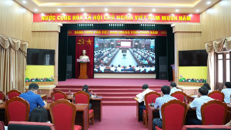 Đảng uỷ xã Dương Hoà dự hội nghị sơ kết một năm vận hành chính quyền địa phương hai cấp trên địa bàn thành phố Hà Nội - Ảnh 1.