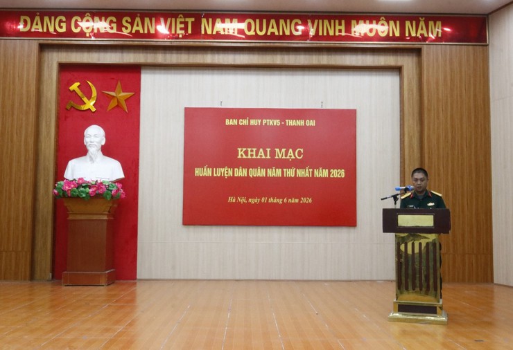 Dân quân phường Hoàng Liệt tham gia khai mạc huấn luyện dân quân năm thứ Nhất năm 2026- Ảnh 1.