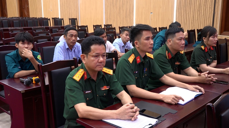 Xã Thanh Oai hiệp đồng sử dụng lực lượng, phương tiện làm nhiệm vụ phòng thủ dân sự- Ảnh 4.