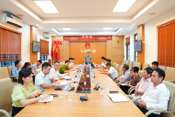 Quốc Oai tăng cường xử lý vi phạm đất đai, trật tự xây dựng trên địa bàn- Ảnh 1.