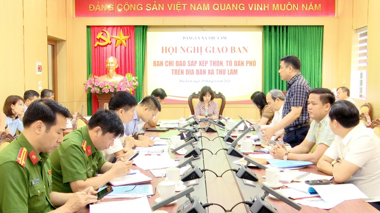 Đảng ủy xã Thư Lâm giao ban Ban Chỉ đạo sắp xếp thôn, tổ dân phố trên địa bàn xã
- Ảnh 6.