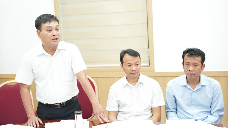 Ban Chấp hành Đảng bộ xã họp nghe kế hoạch, đề án sắp xếp thôn- Ảnh 2.