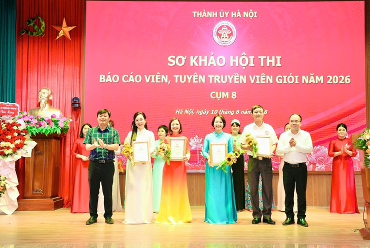 Thí sinh Nguyễn Phương Oanh xã Quốc Oai xuất sắc giành giải Nhì Hội thi Báo cáo viên, tuyên truyền viên giỏi Thành phố Hà Nội Năm 2026 - Cụm thi số 8- Ảnh 23.