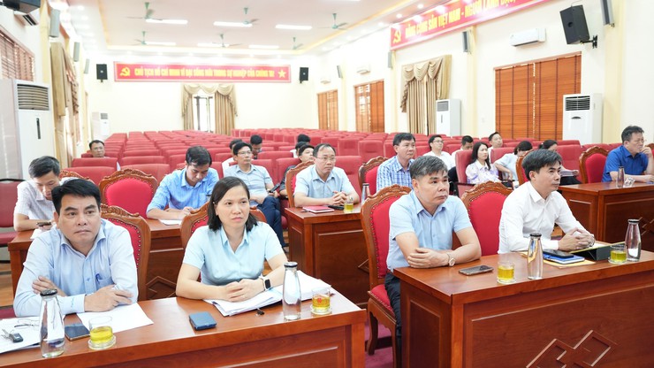 Đảng uỷ xã Dương Hoà dự hội nghị sơ kết một năm vận hành chính quyền địa phương hai cấp trên địa bàn thành phố Hà Nội - Ảnh 3.