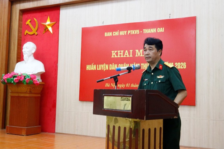 Dân quân phường Hoàng Liệt tham gia khai mạc huấn luyện dân quân năm thứ Nhất năm 2026- Ảnh 3.