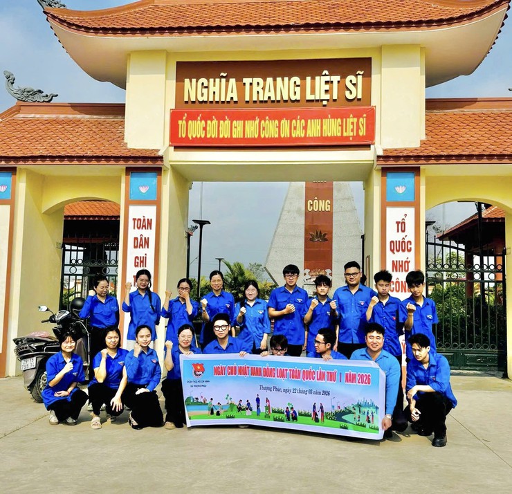 Tuổi trẻ Thượng Phúc lan tỏa ý thức bảo vệ môi trường từ những hành động thiết thực- Ảnh 1.